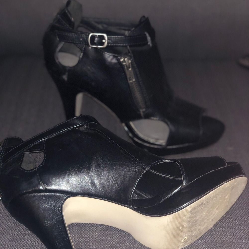 Black shoes